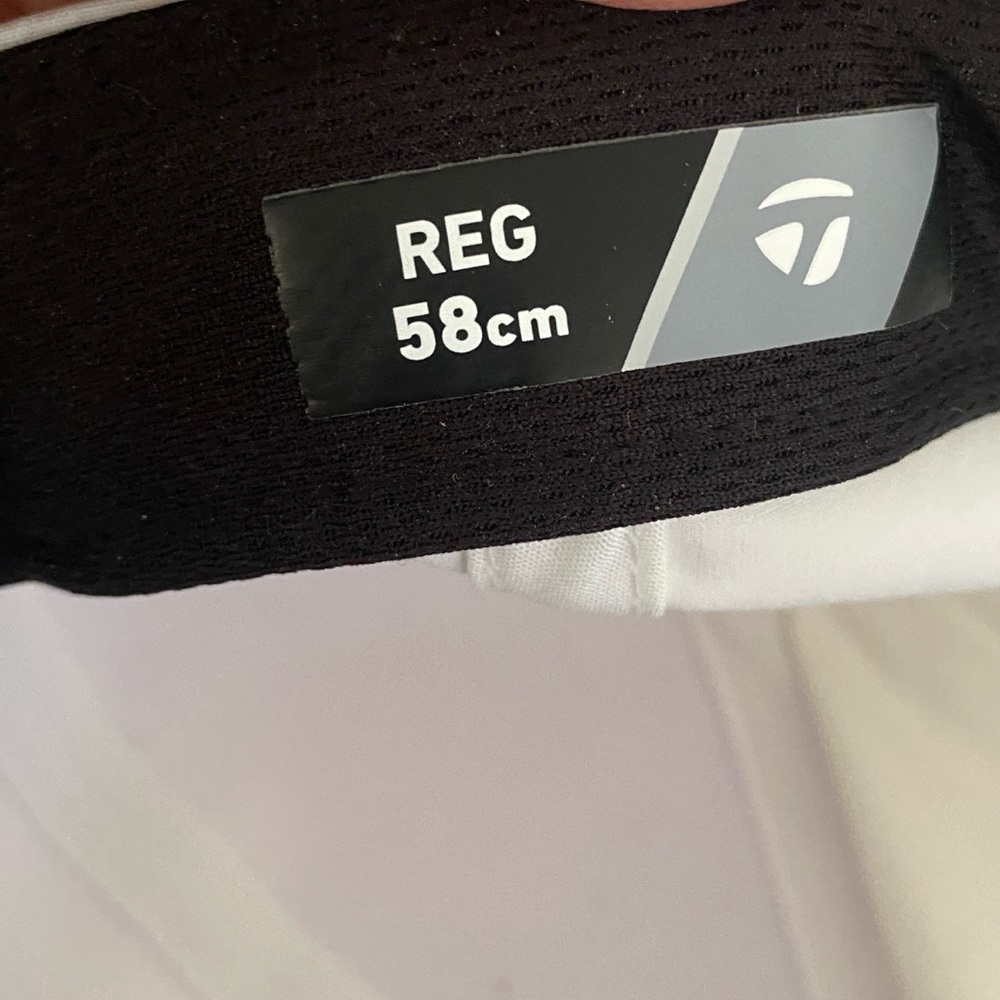 TaylorMade SnapBack Cap - Picture 8 of 8